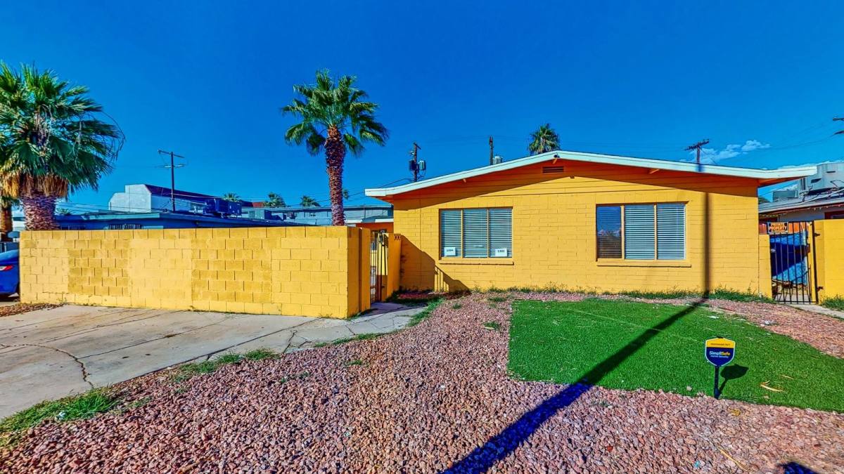 Apartment for rent at 1302 Rexford Place, Las Vegas, NV 89104