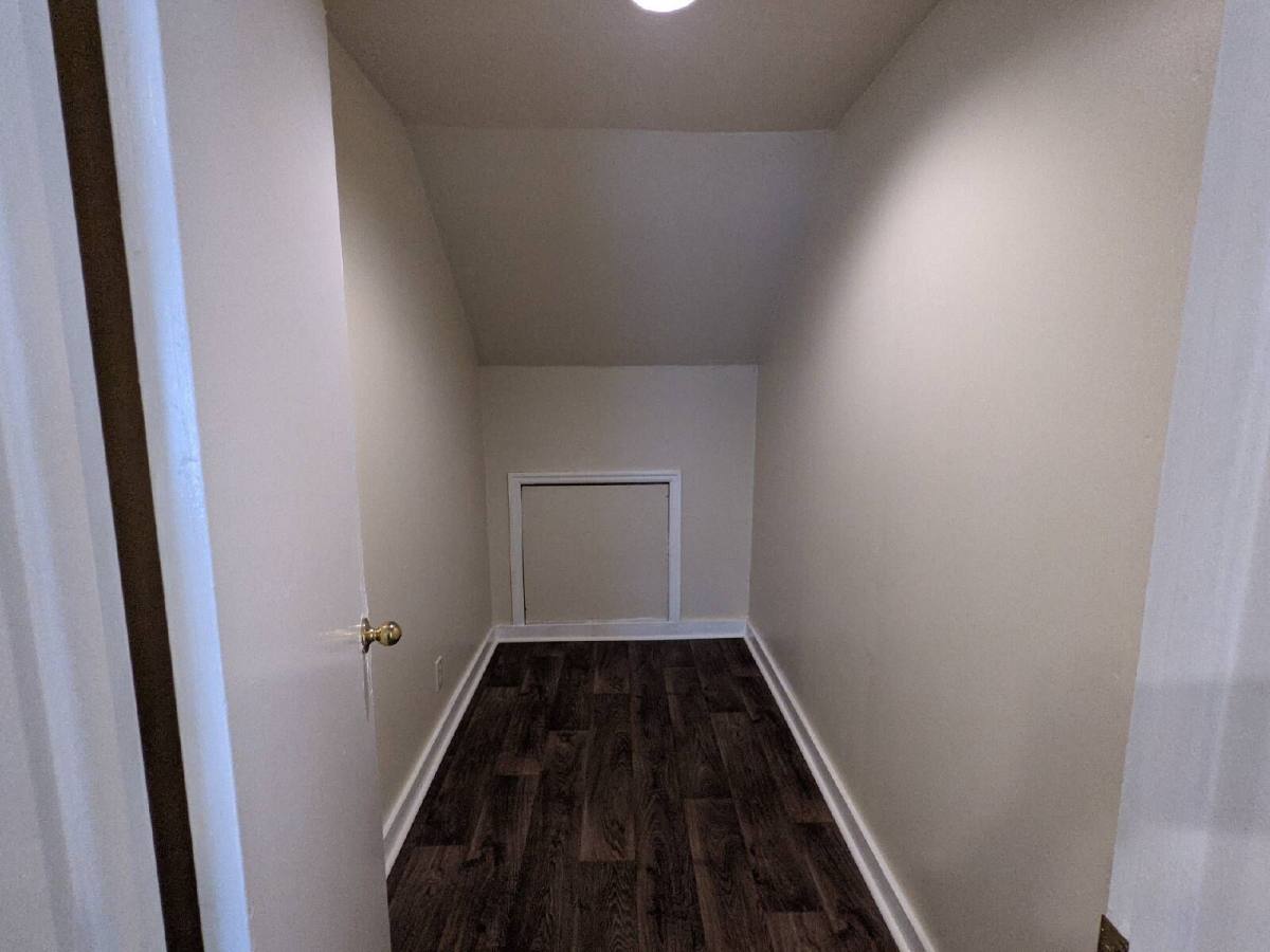 Apartment for rent at 957 Chambers St, Eugene, OR 97402