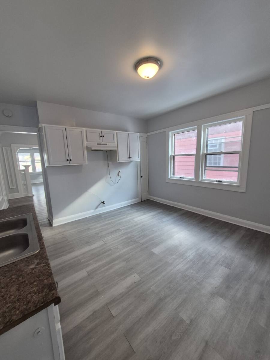Townhouse for rent at 2517 W Hadley St, Milwaukee, WI 53206
