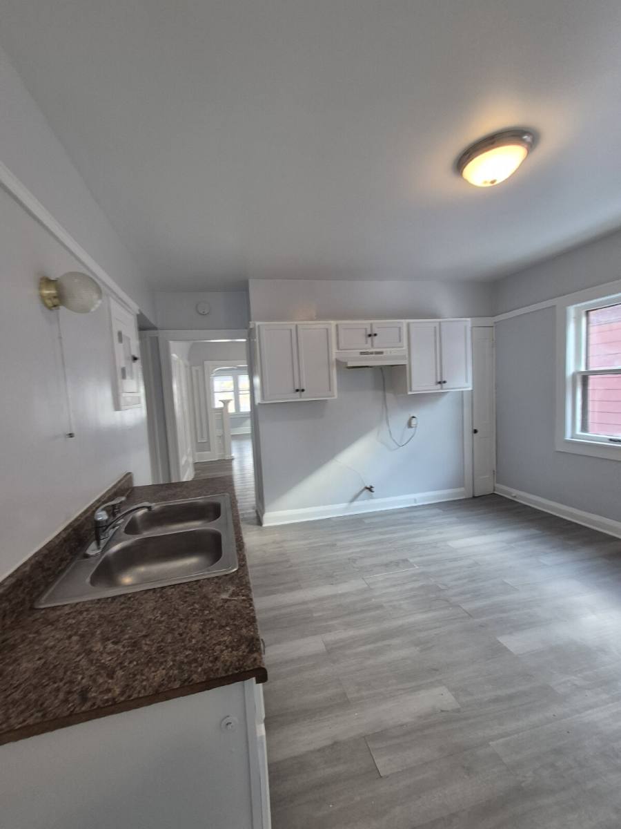 Townhouse for rent at 2517 W Hadley St, Milwaukee, WI 53206