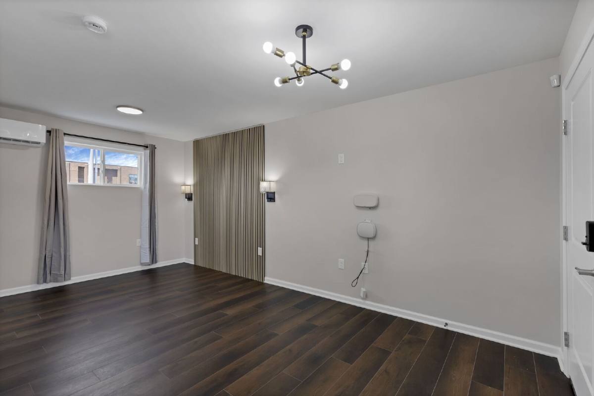 Apartment for rent at 35 Parsons Ave #B, Columbus, OH 43215