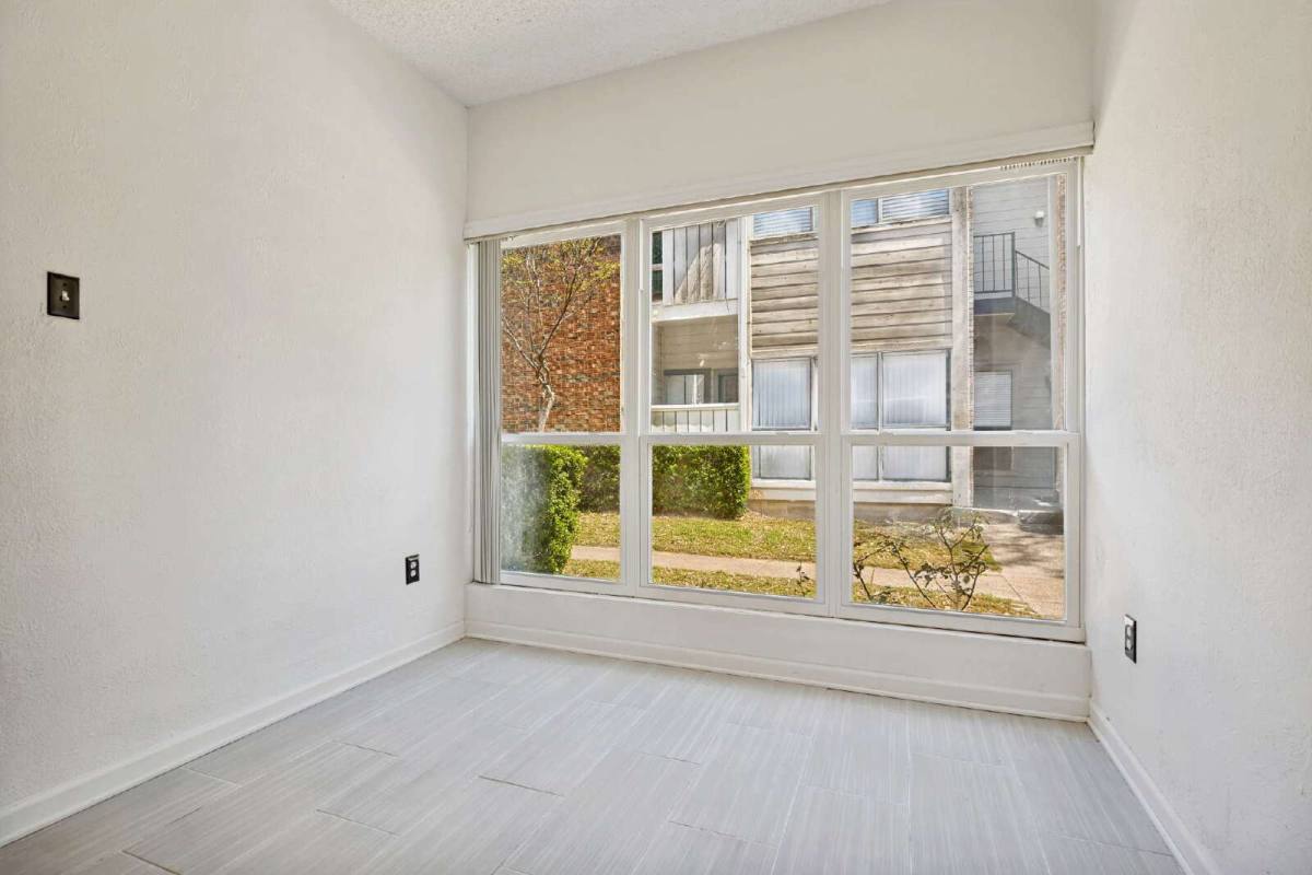 Condo for rent at 9254 Forest Lane #703, Dallas, TX 75243