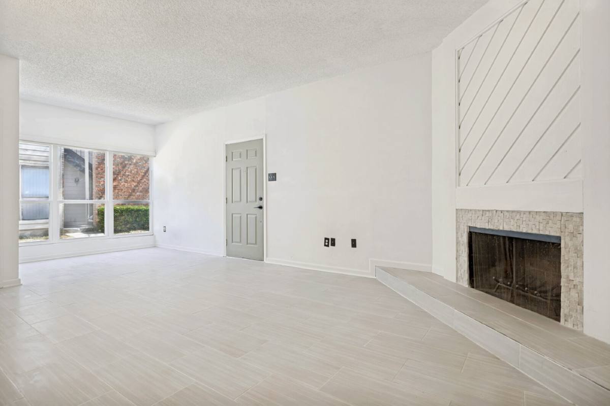 Condo for rent at 9254 Forest Lane #703, Dallas, TX 75243