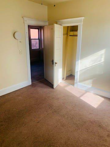 Apartment for rent at 411 Wethersfield Ave #3R, Hartford, CT 06114