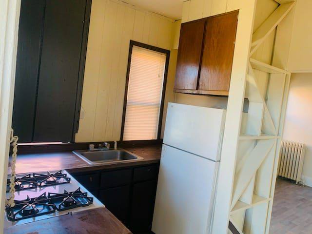 Apartment for rent at 411 Wethersfield Ave #3R, Hartford, CT 06114