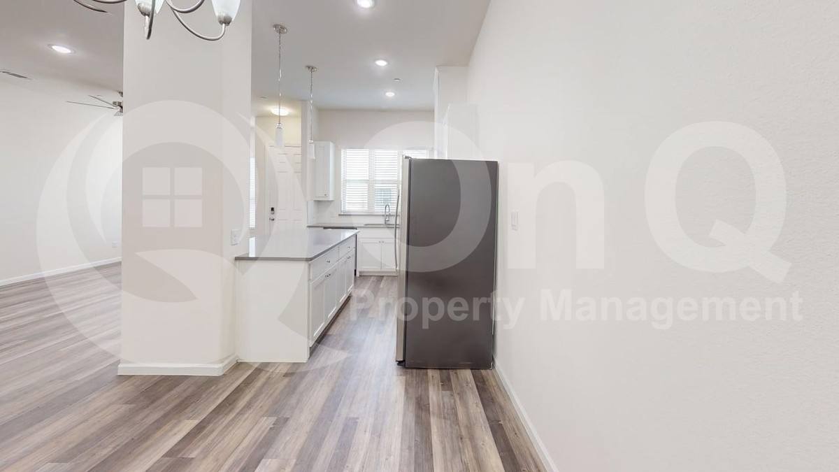 Townhouse for rent at 16124 Doe Lake Dr, Little Elm, TX 75068