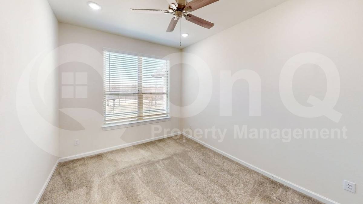 Townhouse for rent at 16164 Doe Lake Dr, Little Elm, TX 75068