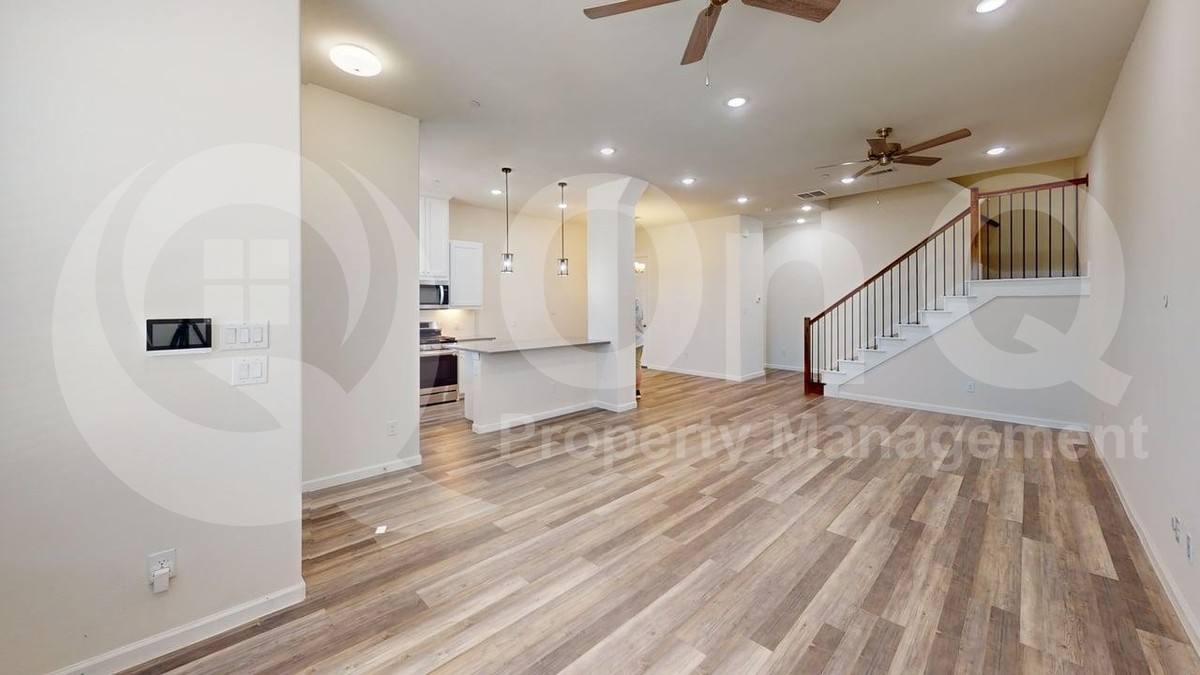 Townhouse for rent at 16164 Doe Lake Dr, Little Elm, TX 75068