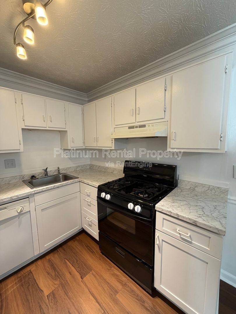 Apartment for rent at 3282 Highpoint Court, Snellville, GA 30078