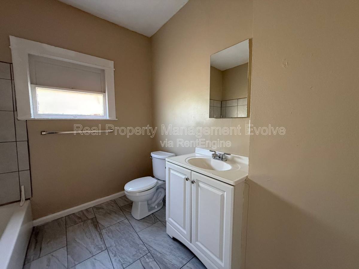 Condo for rent at 1437 E Polk St #2, Phoenix, AZ 85006
