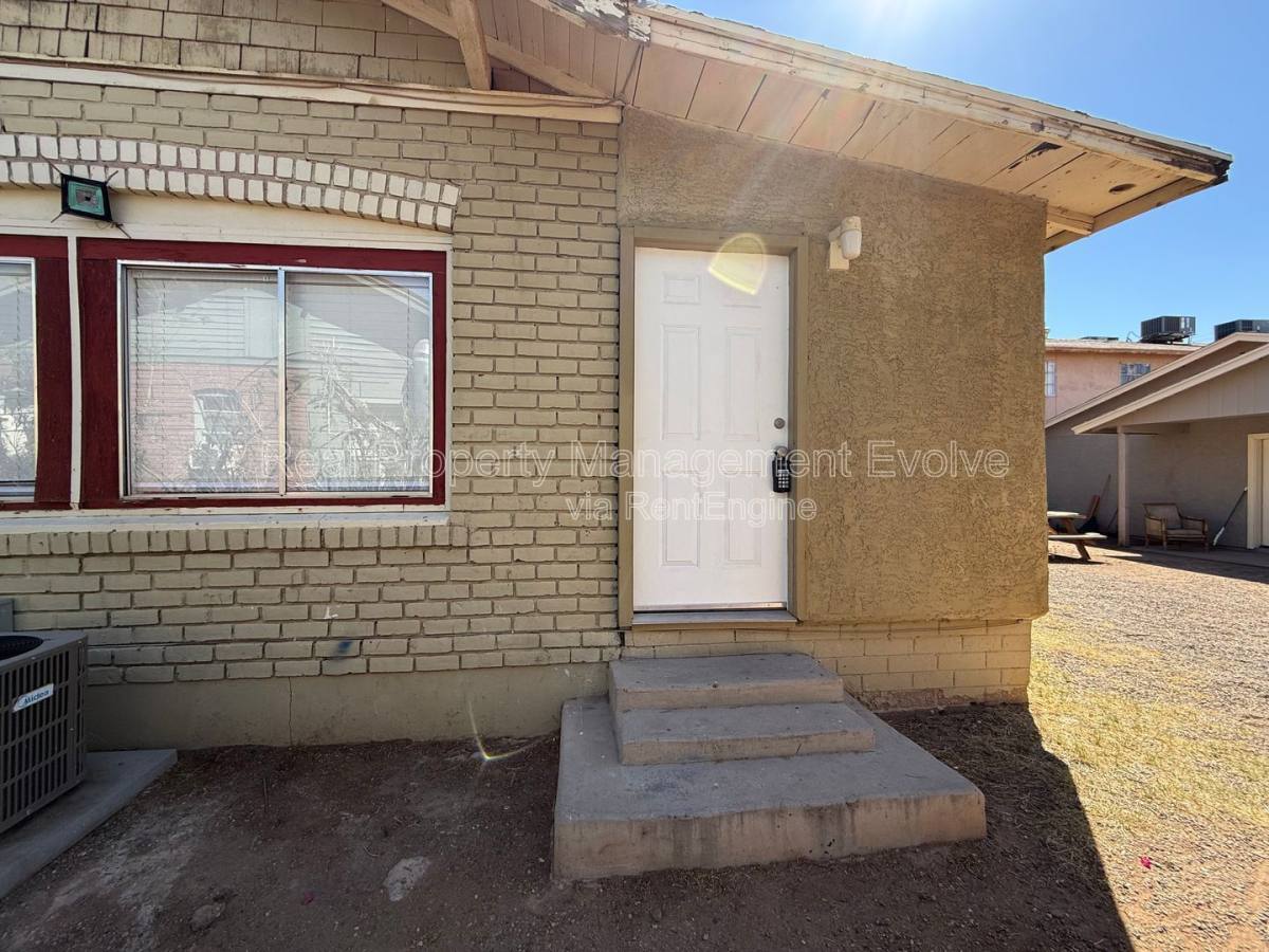 Condo for rent at 1437 E Polk St #2, Phoenix, AZ 85006