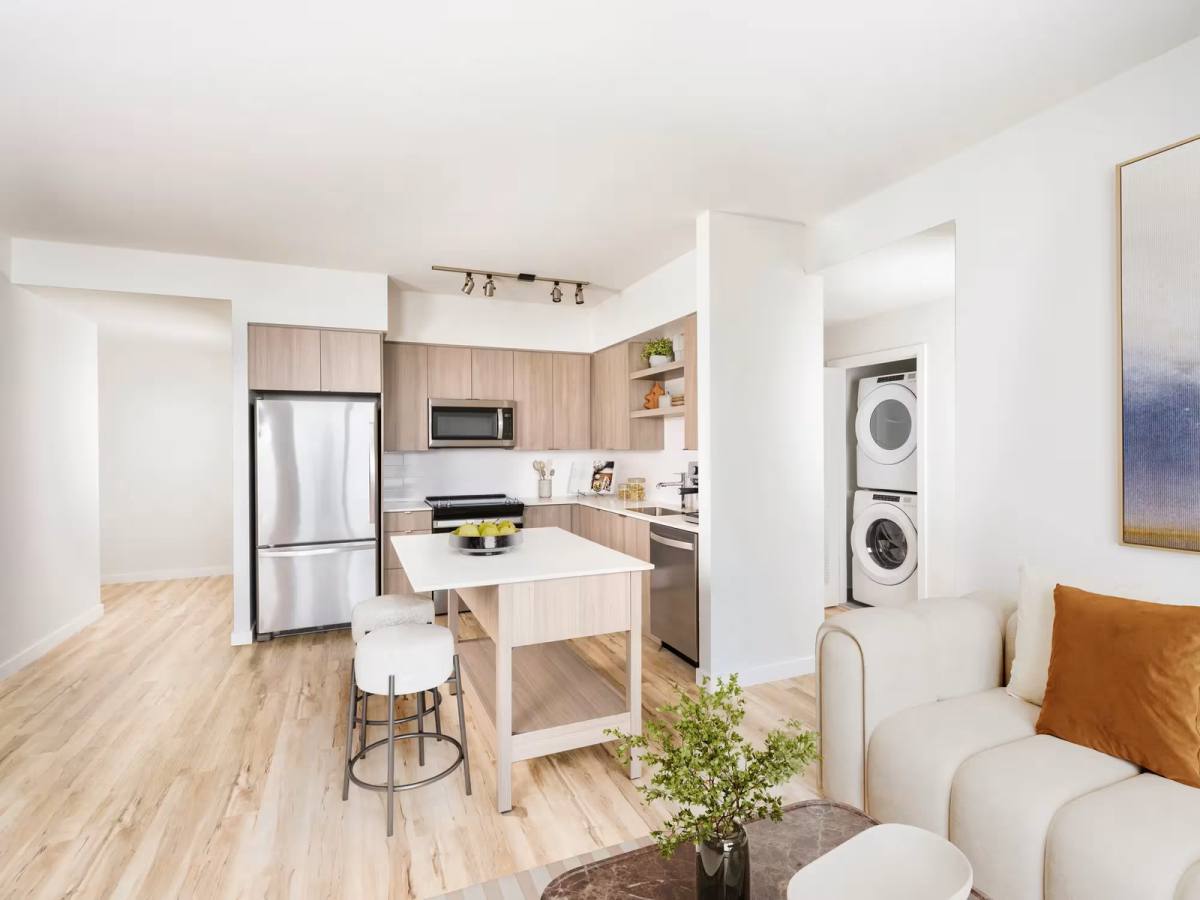 Apartment for rent at 300 SW 2nd Ave, Miami, FL 33130