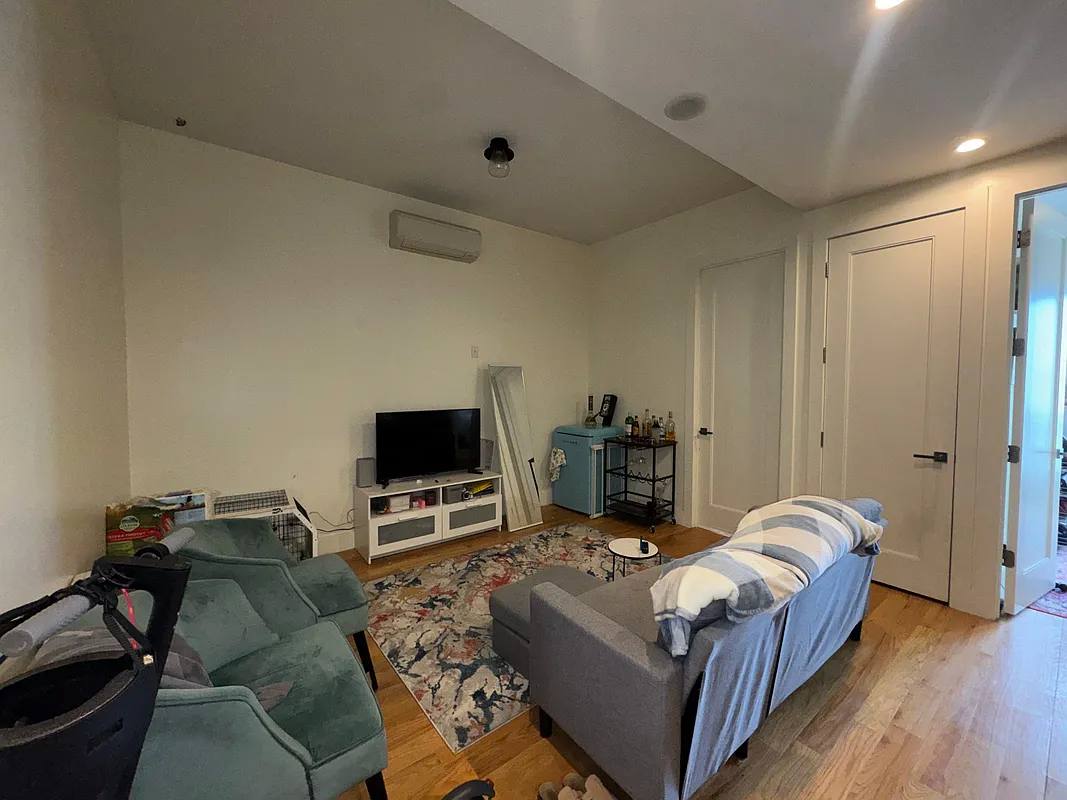 Apartment for rent at 1627 Pacific St #3B, Brooklyn, NY 11213