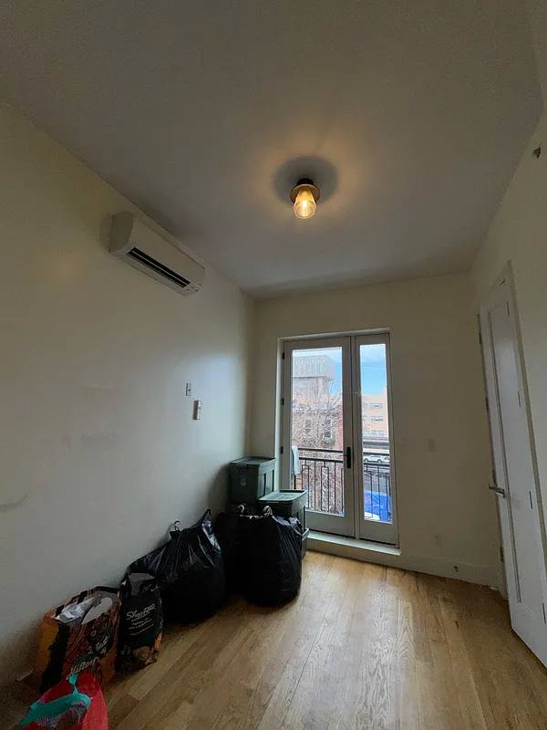 Apartment for rent at 1627 Pacific St #3B, Brooklyn, NY 11213