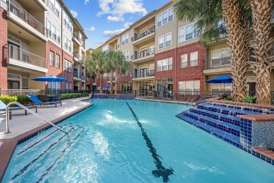 Apartment for rent at 3363 McCue Rd, Houston, TX 77056