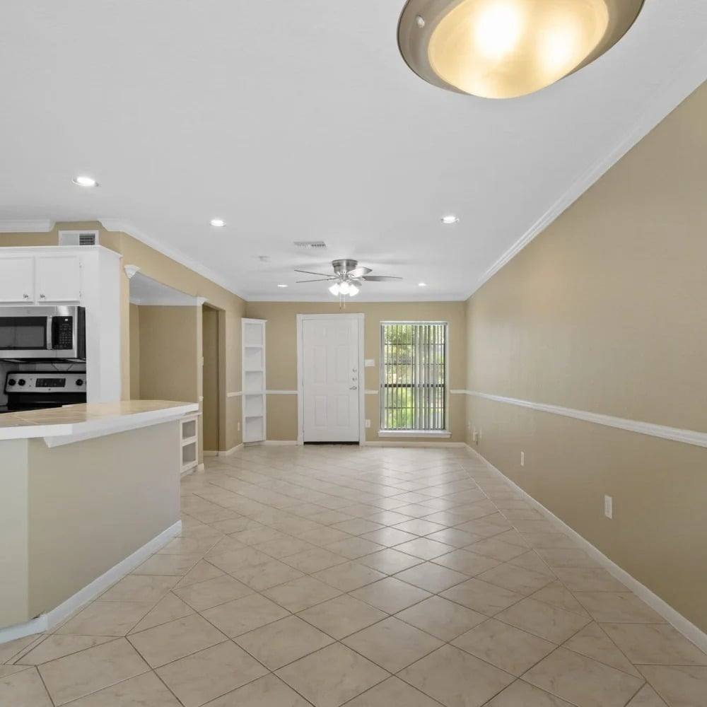 Apartment for rent at 5151 Richmond Ave, Houston, TX 77056