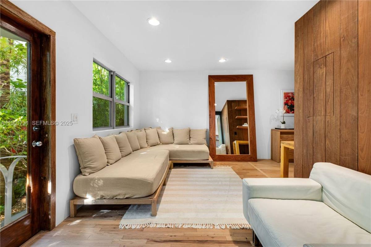 Apartment for rent at 226 Jefferson Ave, Miami Beach, FL 33139