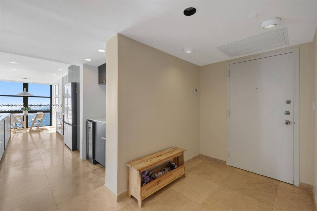 Condo for rent at 1915 Brickell Ave, Miami, FL 33129