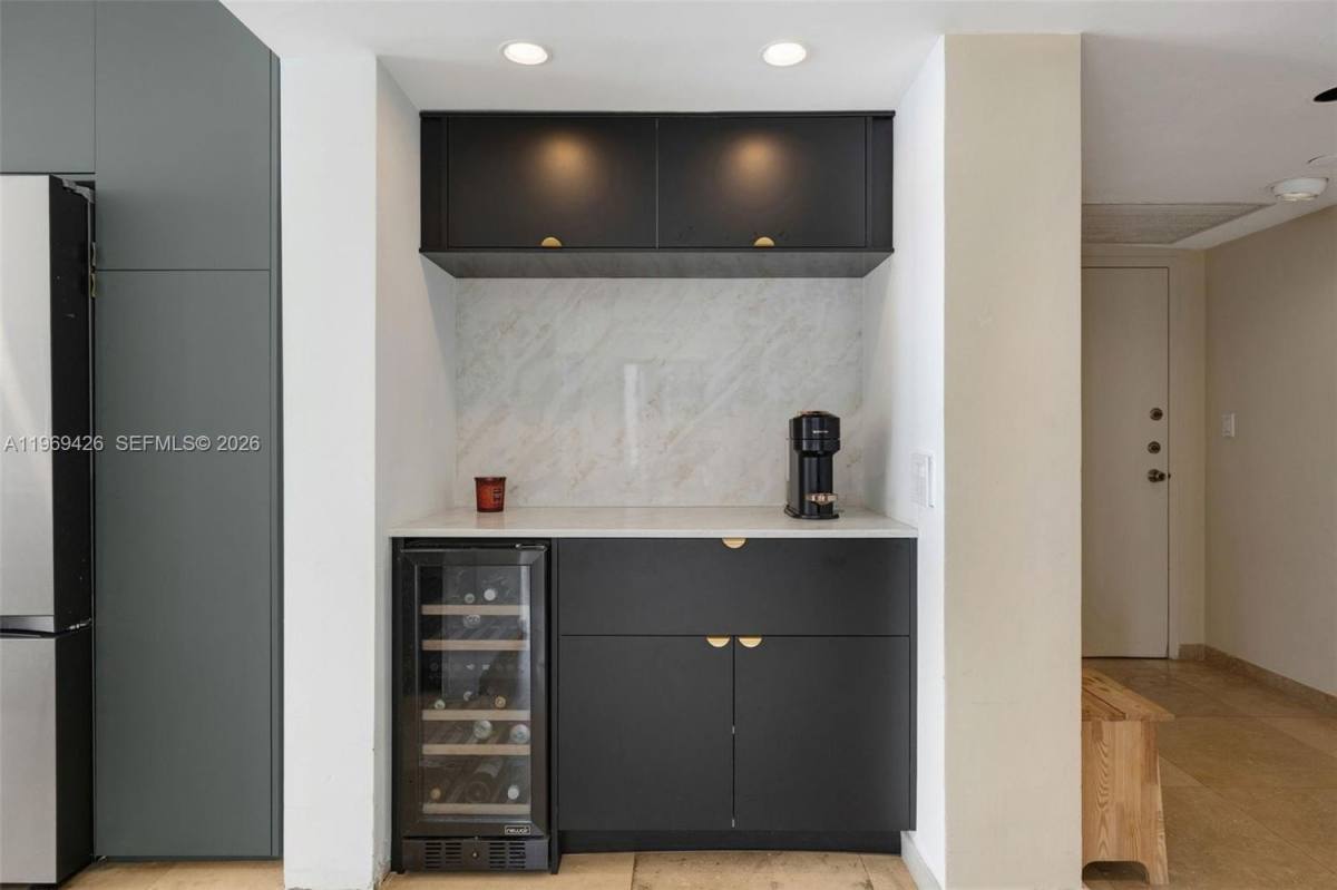 Condo for rent at 1915 Brickell Ave, Miami, FL 33129