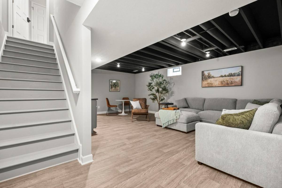 Apartment for rent at 2273 E 100th St #4, Cleveland, OH 44106
