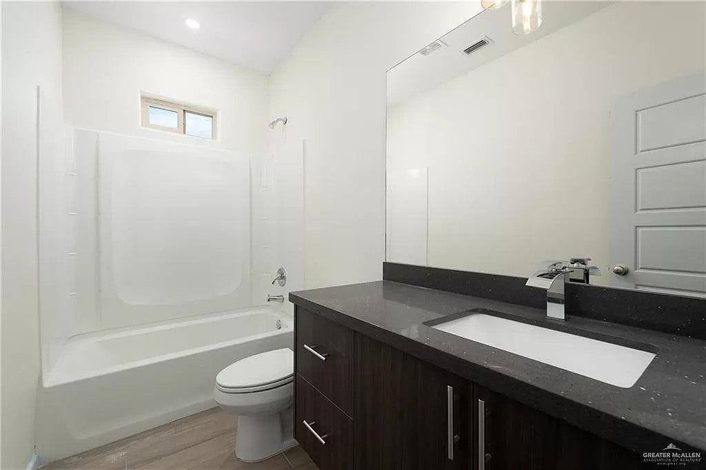 Apartment for rent at 1005 W Mahala Ave #2, Mission, TX 78573