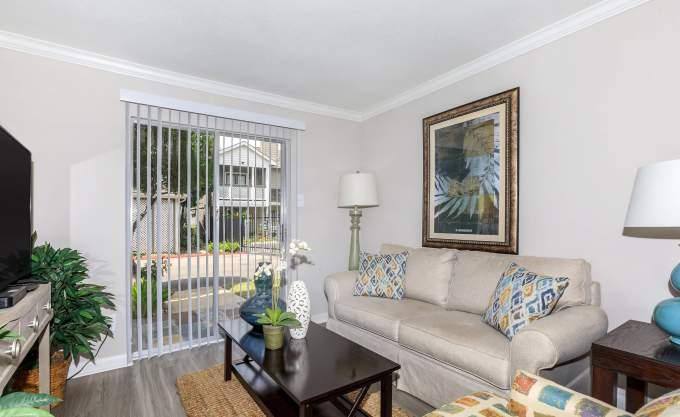 Apartment for rent at 8990 Richmond Ave, Houston, TX 77063