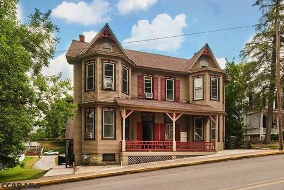 Apartment for rent at 311 E Bishop St, Bellefonte, PA 16823