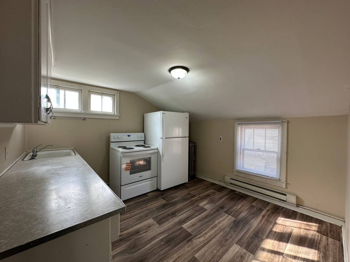 Apartment for rent at 1413 13th Ave S, Fargo, ND 58103