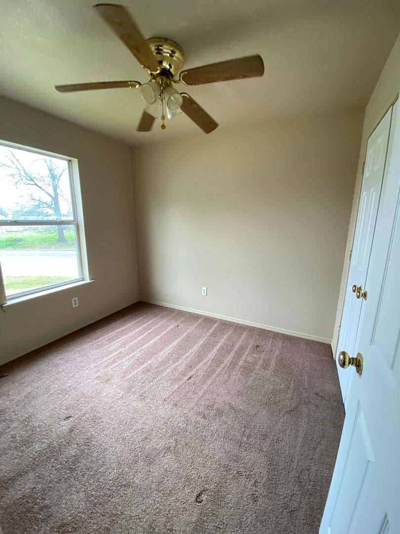 Apartment for rent at 617 S 6th, Van Buren, AR 72956