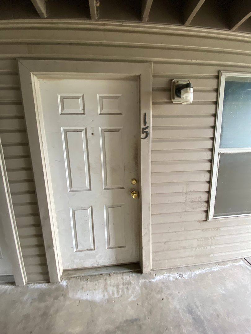 Apartment for rent at 617 S 6th, Van Buren, AR 72956