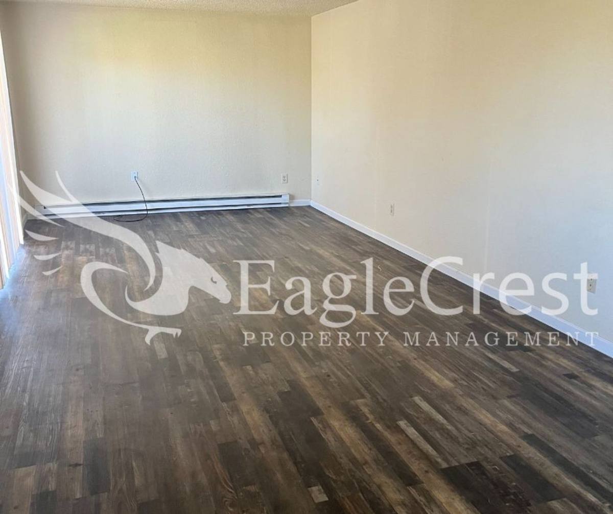 Apartment for rent at 320 NE C St, Walla Walla, WA 99362