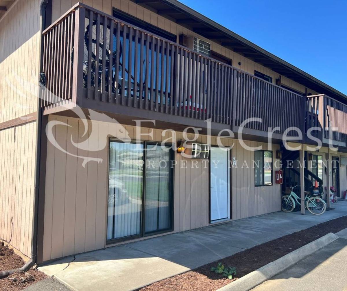 Apartment for rent at 320 NE C St, Walla Walla, WA 99362