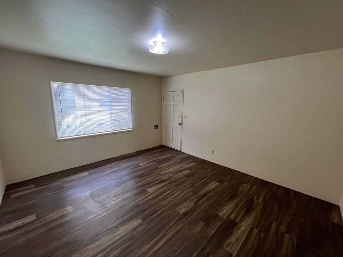 Apartment for rent at 118-122-126 N J St, Lompoc, CA 93436