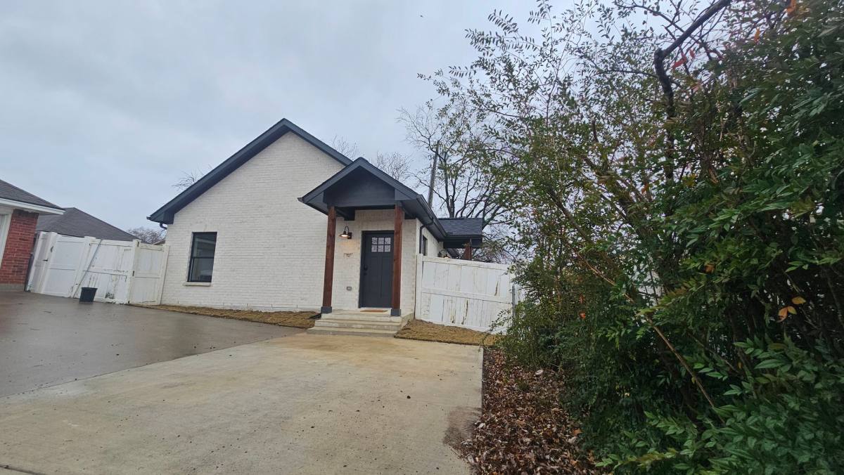 Apartment for rent at 3817 Yellowstone Place, Denton, TX 76209