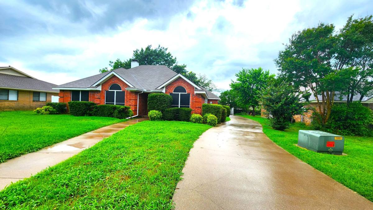 Apartment for rent at 3817 Yellowstone Place, Denton, TX 76209