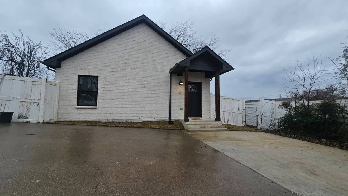 Apartment for rent at 3817 Yellowstone Place, Denton, TX 76209