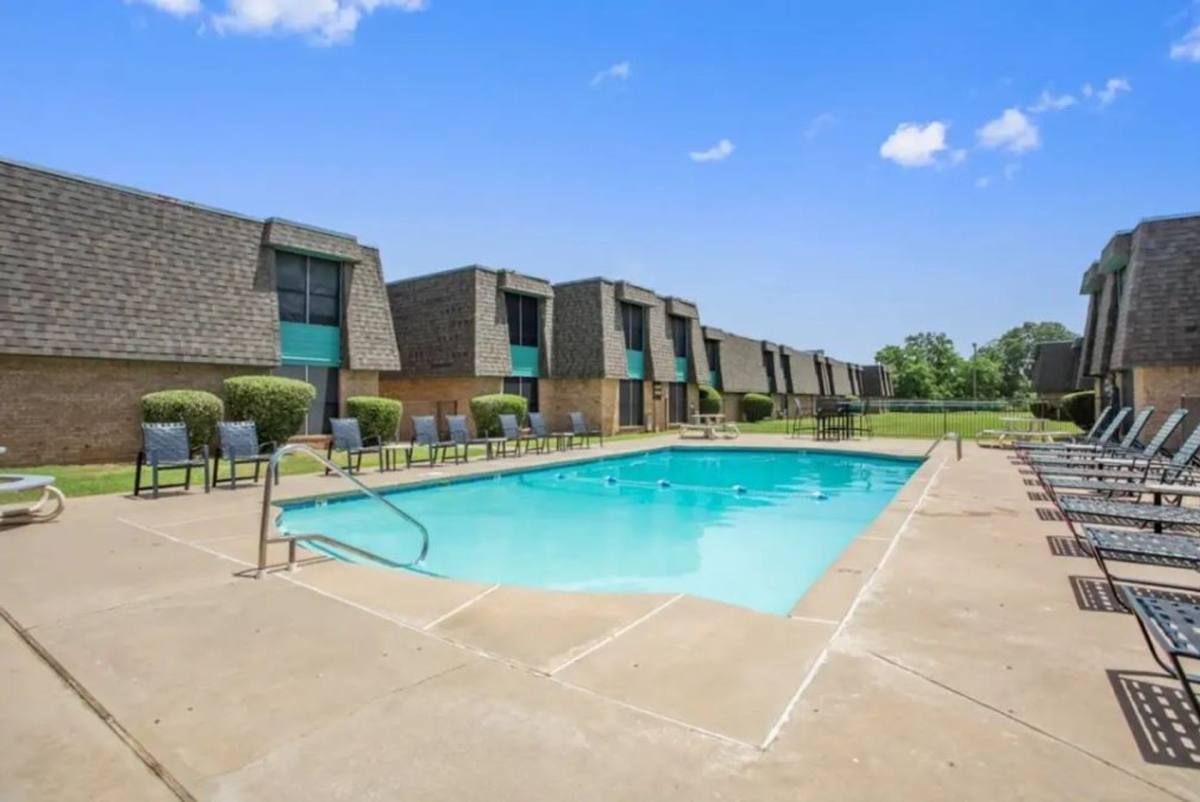 Apartment for rent at 1115 Biloxi Dr, Norman, OK 73071