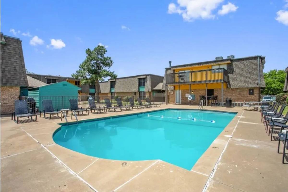 Apartment for rent at 1115 Biloxi Dr, Norman, OK 73071