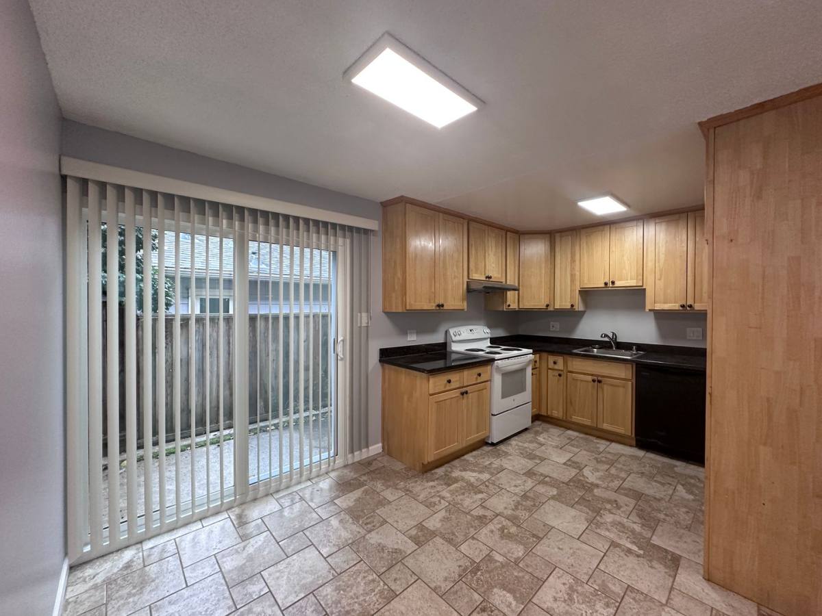 Apartment for rent at 955 - 959 Joaquin Ave, San Leandro, CA 94577