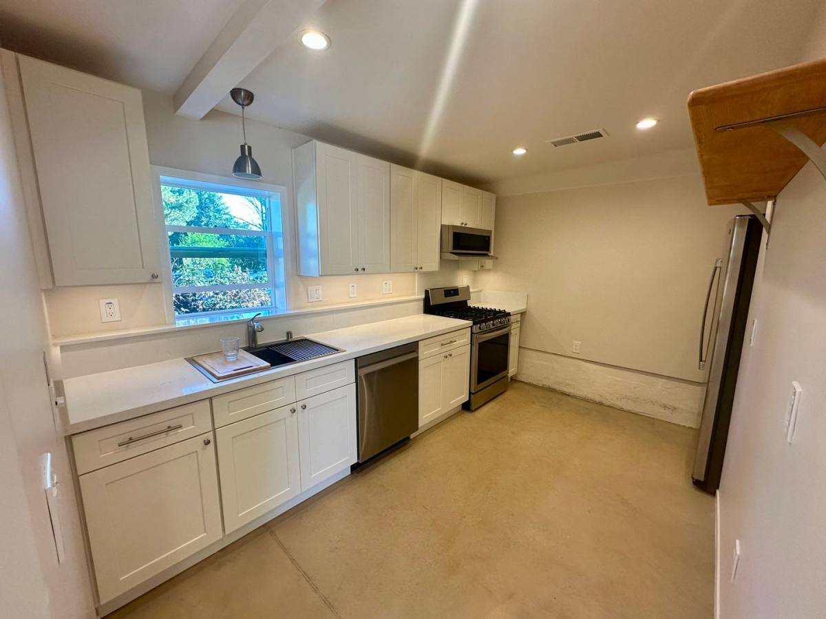 Apartment for rent at 457 S Auburn St, Grass Valley, CA 95945