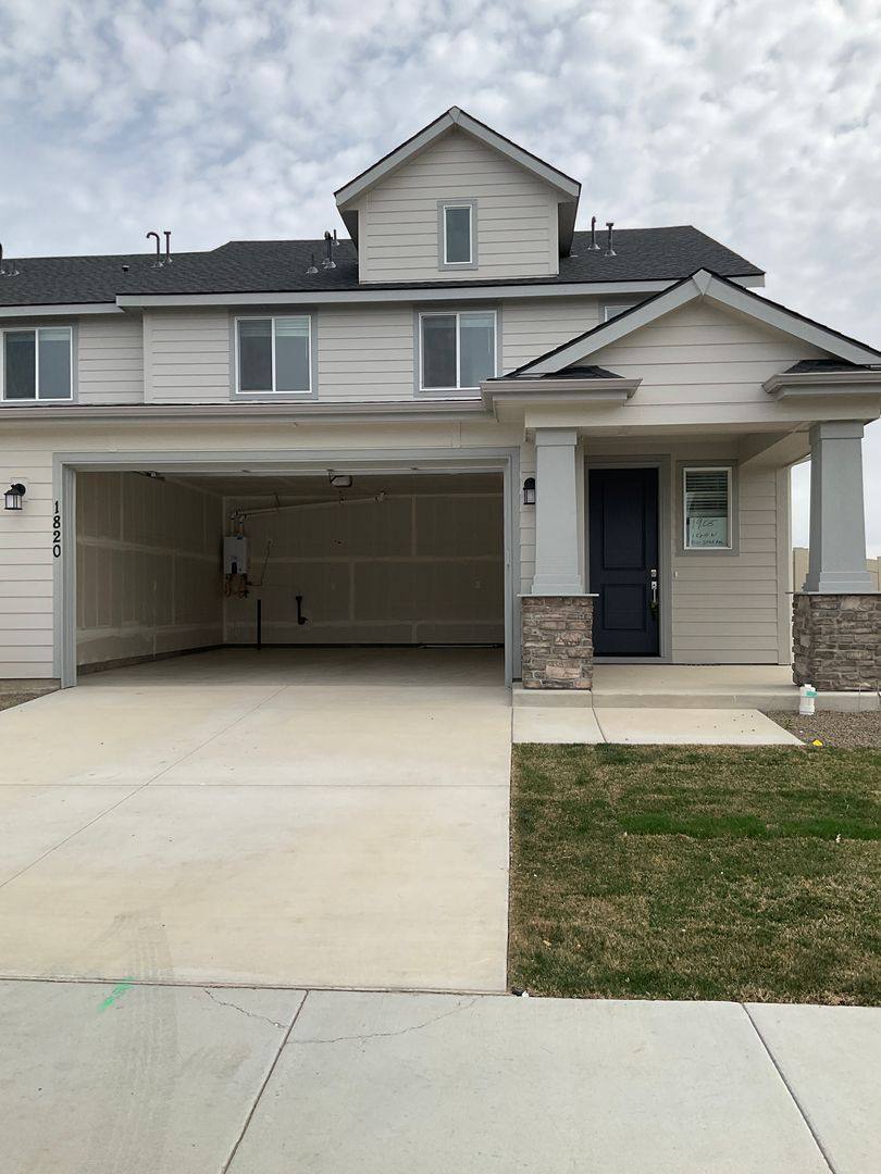 House for rent at 1820 N Big Star Ave, Eagle, ID 83616