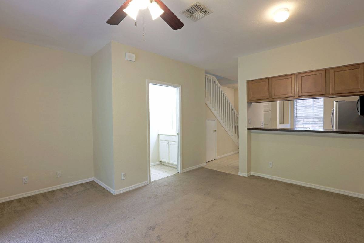 Townhouse for rent at 8205 Pacific Beach Dr, Fort Myers, FL 33966