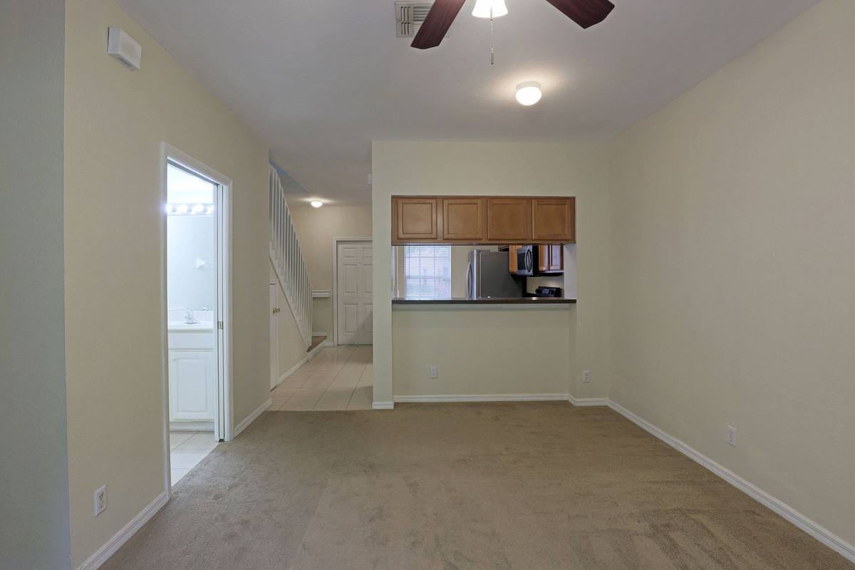 Townhouse for rent at 8205 Pacific Beach Dr, Fort Myers, FL 33966