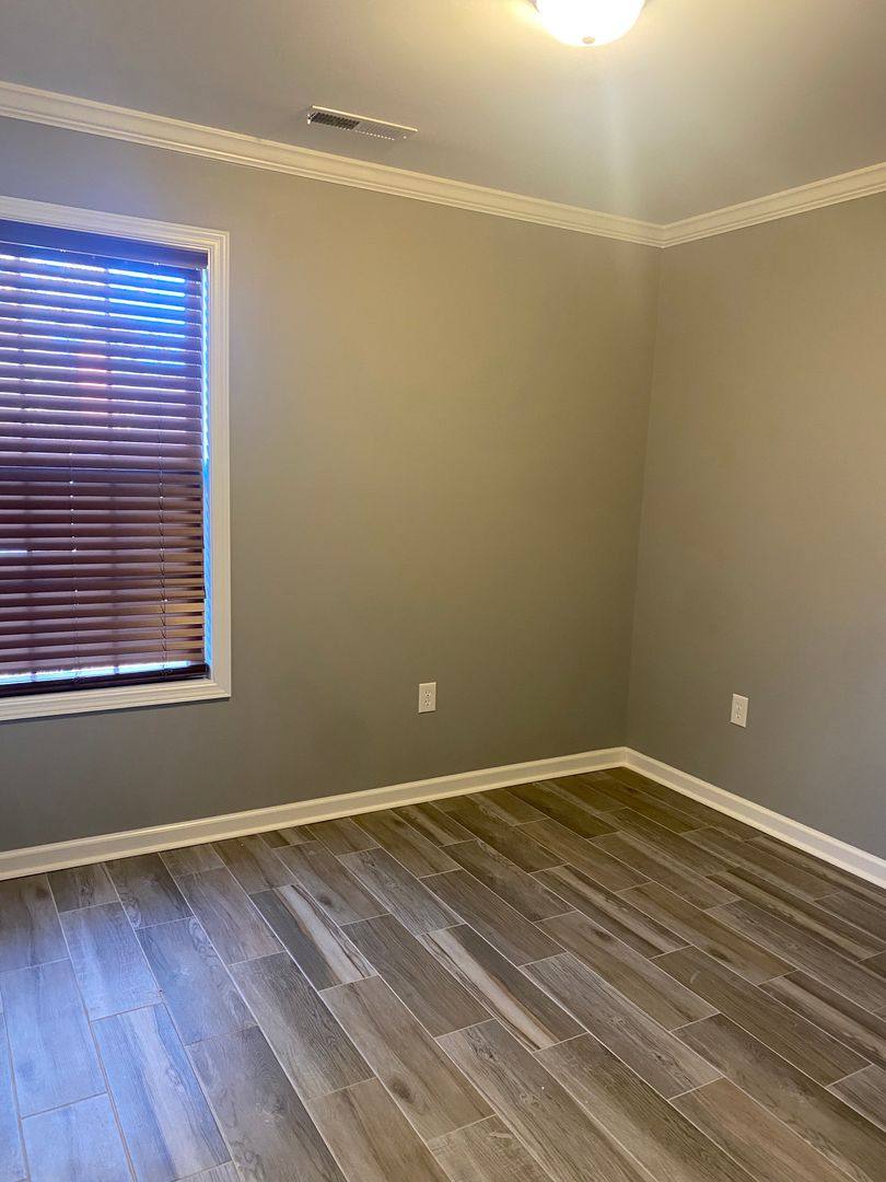 House for rent at 416 N Broadway St, Florence, AL 35630