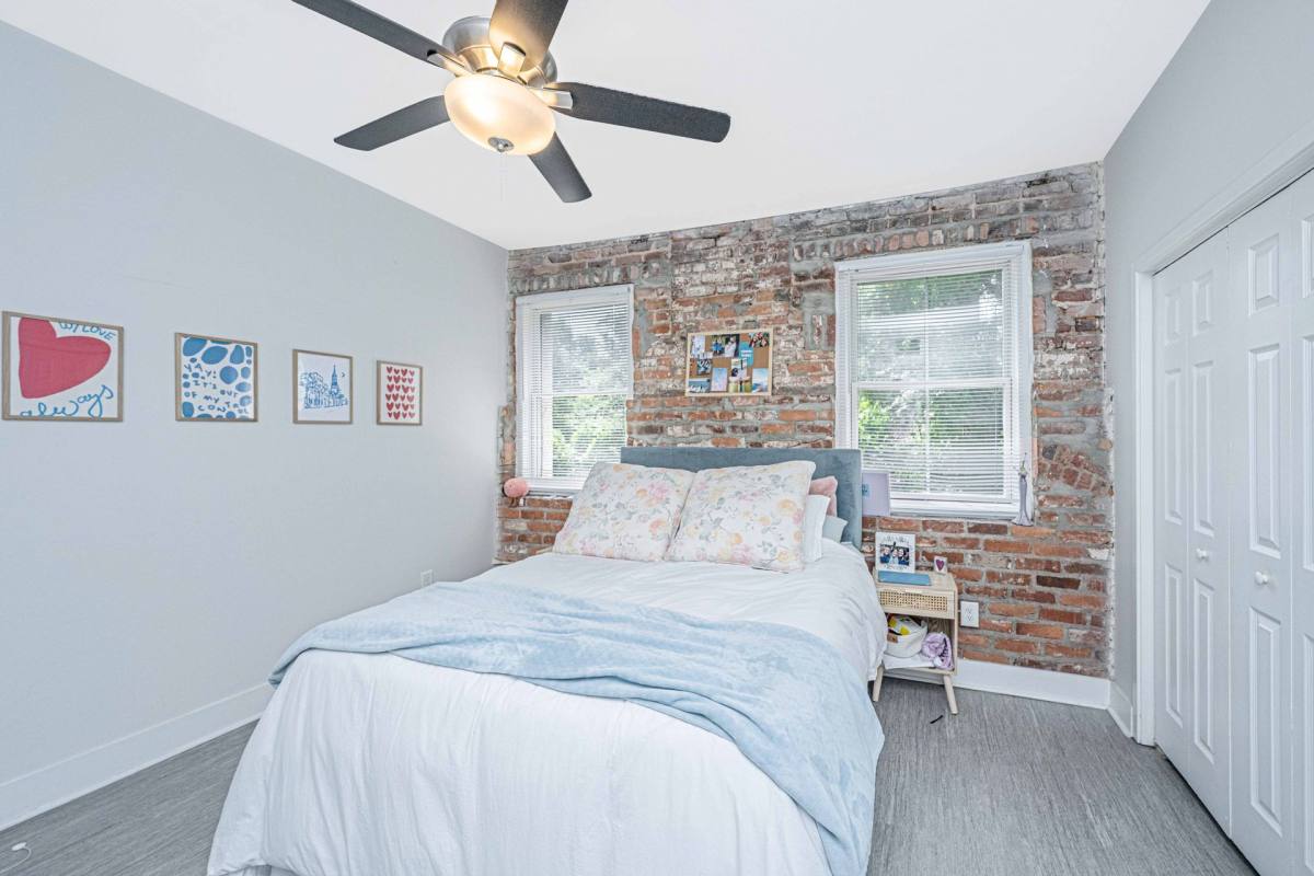Apartment for rent at 1000 King St, Charleston, SC 29403