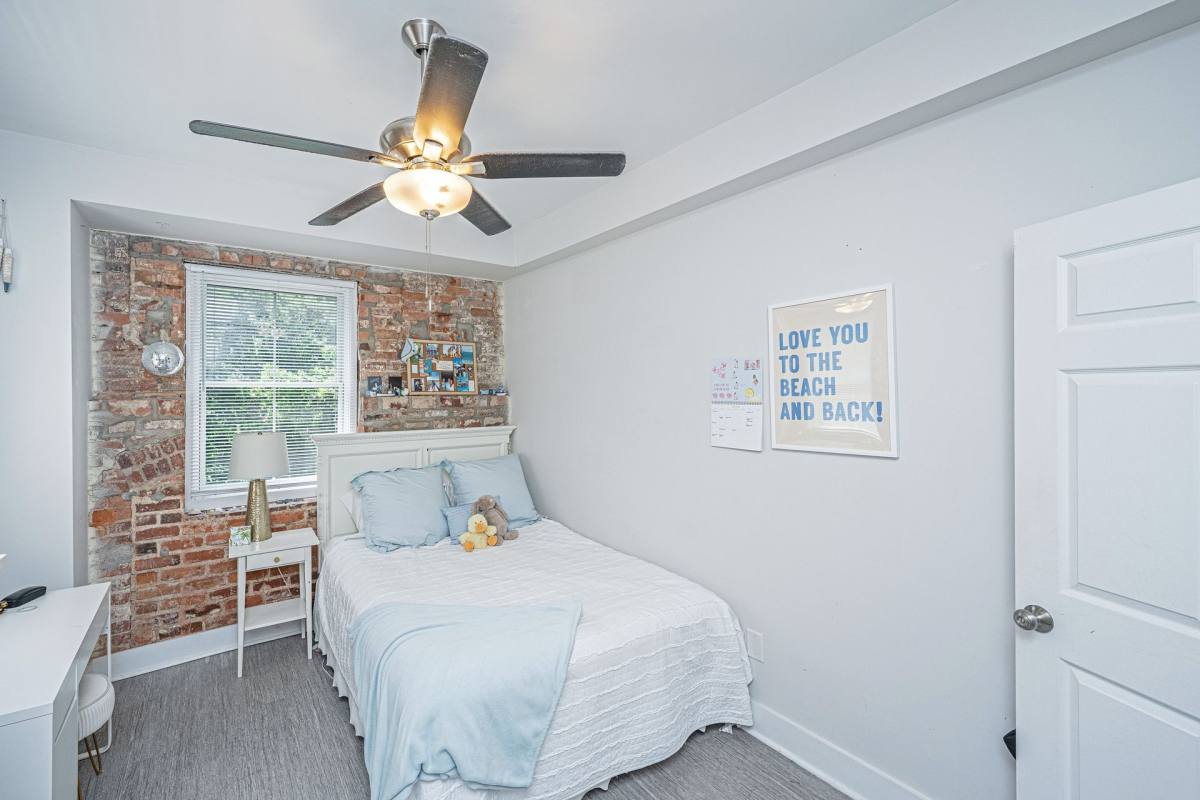 Apartment for rent at 1000 King St, Charleston, SC 29403