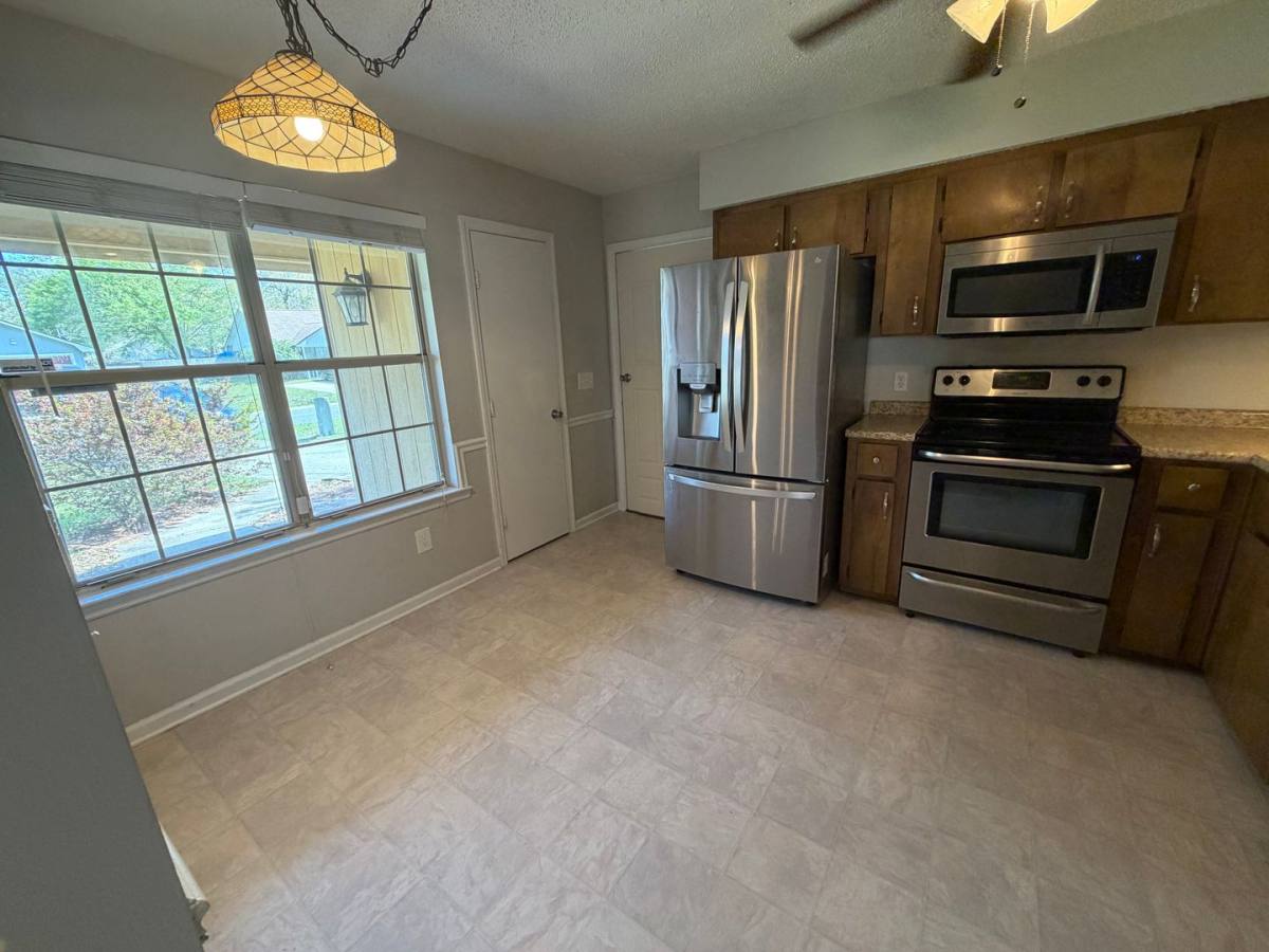 House for rent at 812 Ridgewood Way, Hinesville, GA 31313