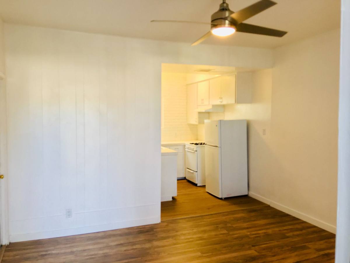 Apartment for rent at 355-81 S Rodeo Dr, Beverly Hills, CA 90212