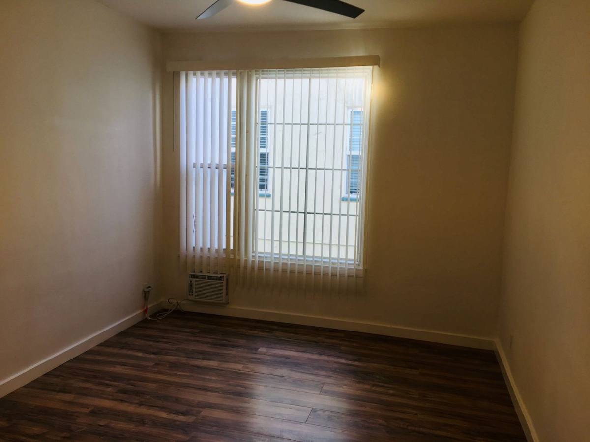 Apartment for rent at 355-81 S Rodeo Dr, Beverly Hills, CA 90212