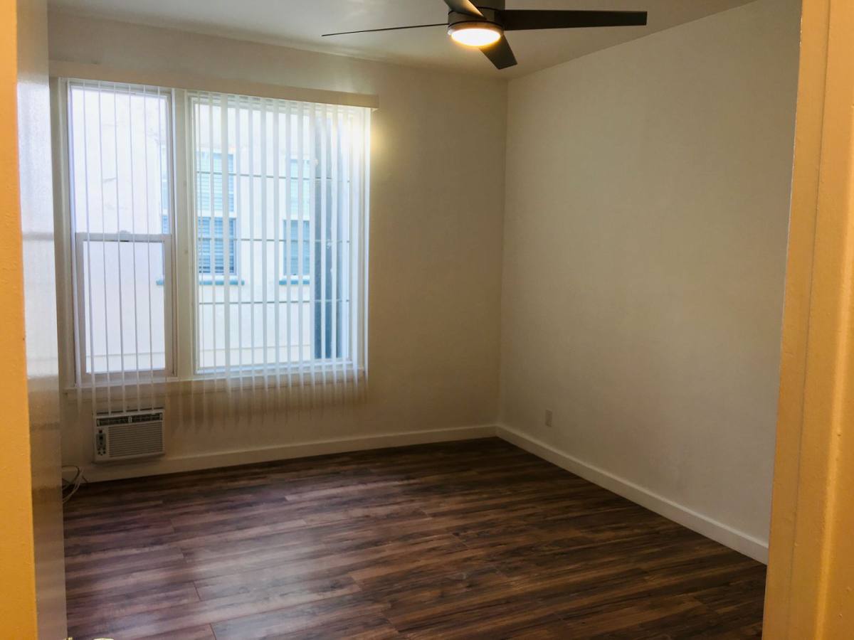 Apartment for rent at 355-81 S Rodeo Dr, Beverly Hills, CA 90212